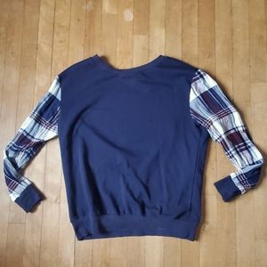 Venus Flannel Sleeve Top